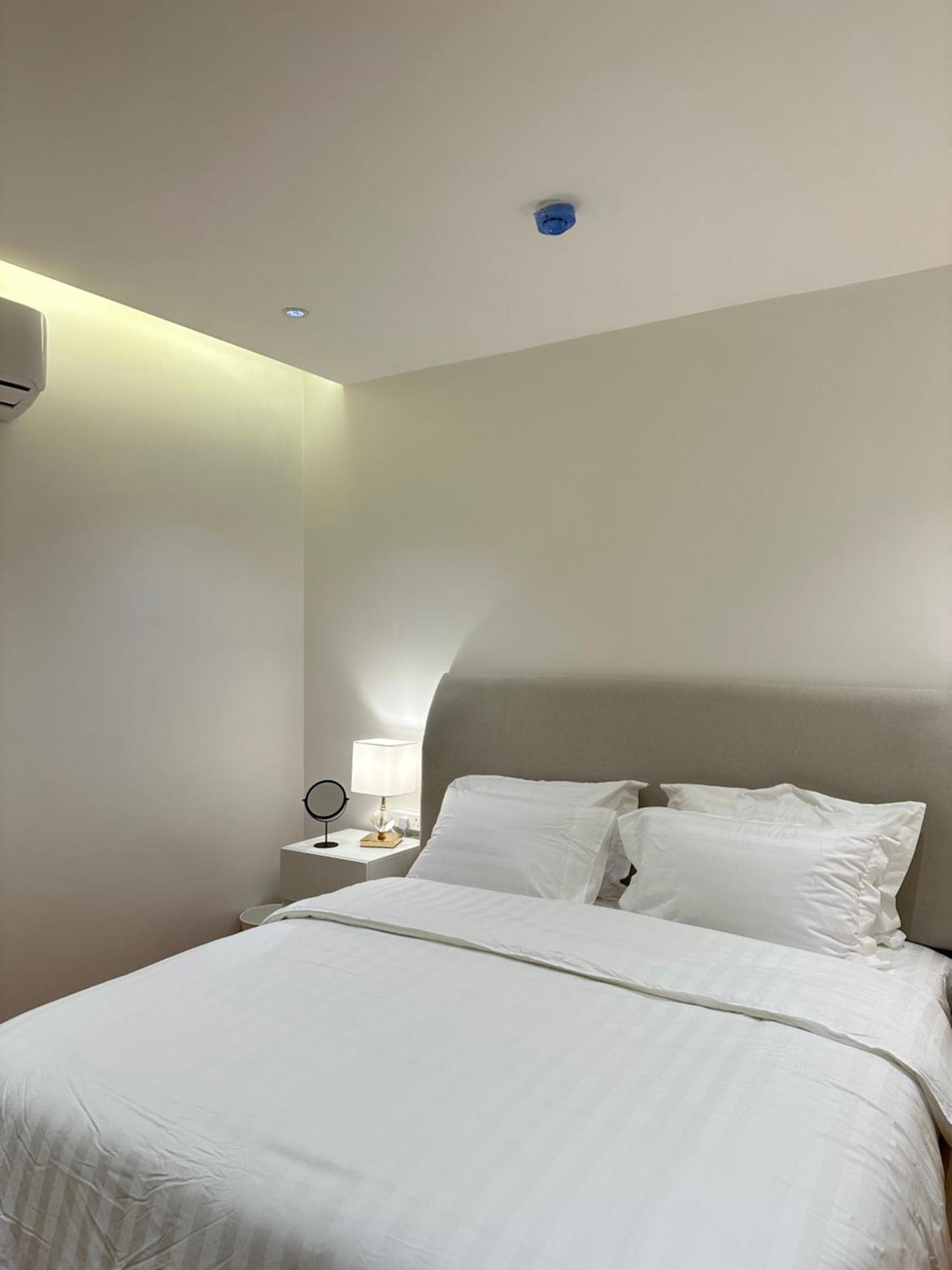 فخمة الملقا Skyline Luxurious In Al-malga Apartment